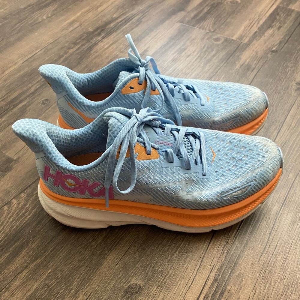 Hoka Clifton 9